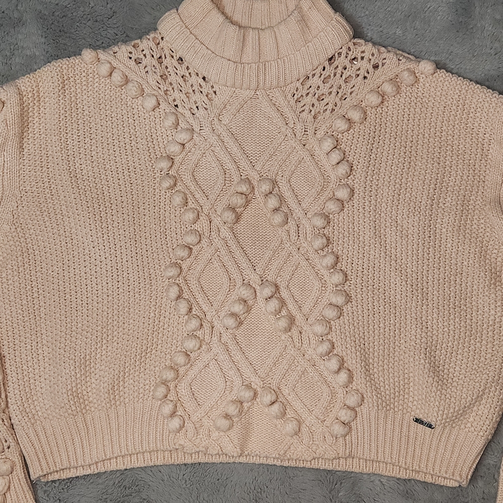 Guess Textured Knit Turtleneck Sweater in Blush Pink